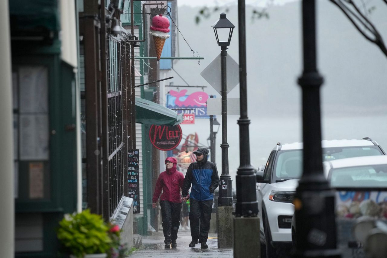 Millions under storm watches and warnings as Hurricane Lee bears down