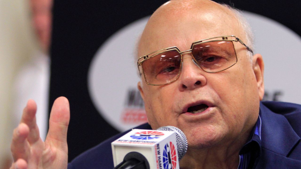 Speedway Motorsports founder Bruton Smith dies at 95