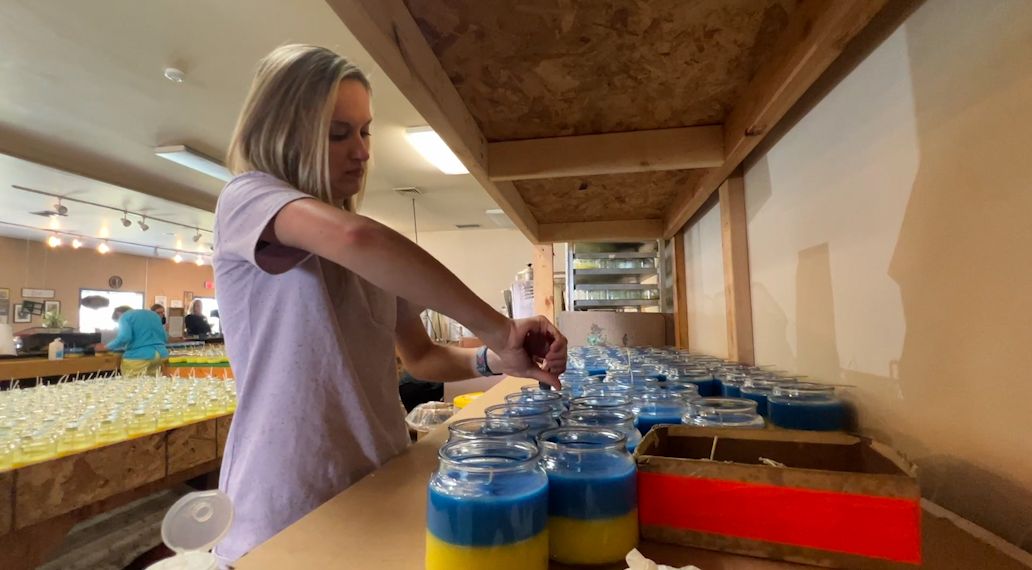 Door County candle shop donates 700,000 to Ukraine