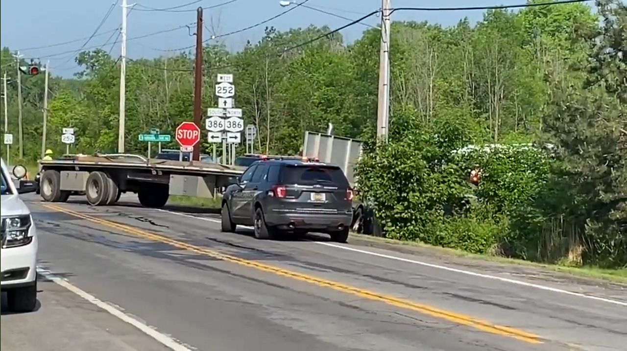 1 dead following crash with tractor trailer in Chili