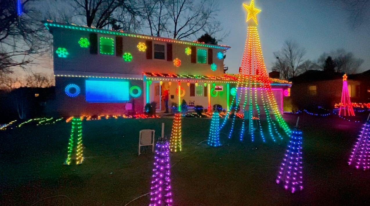 Westerville home dazzles with Christmas spirit
