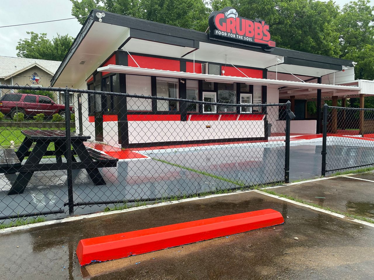 The convenience of a Texas soul food eatery