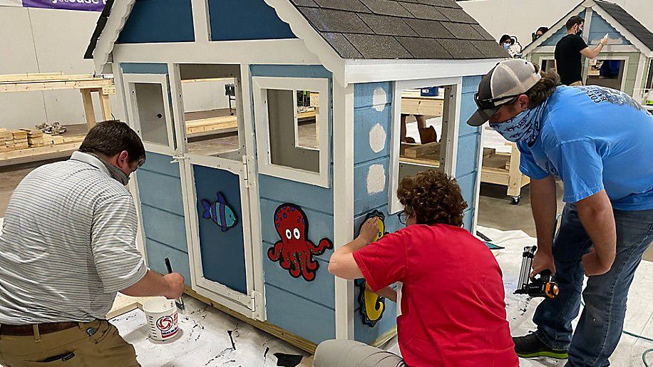 Habitat for Humanity Builds Playhouses