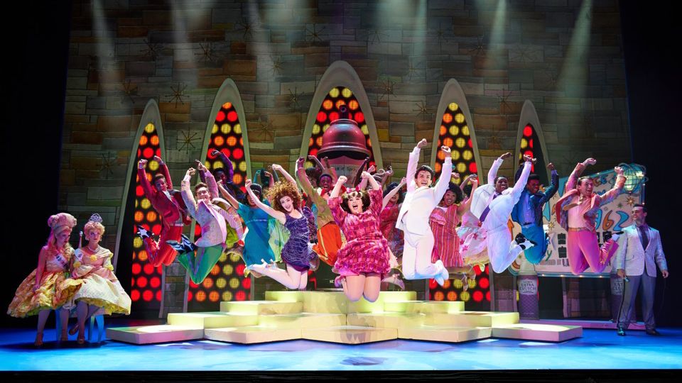 OPINION You can't stop the cast of 'Hairspray' from shining