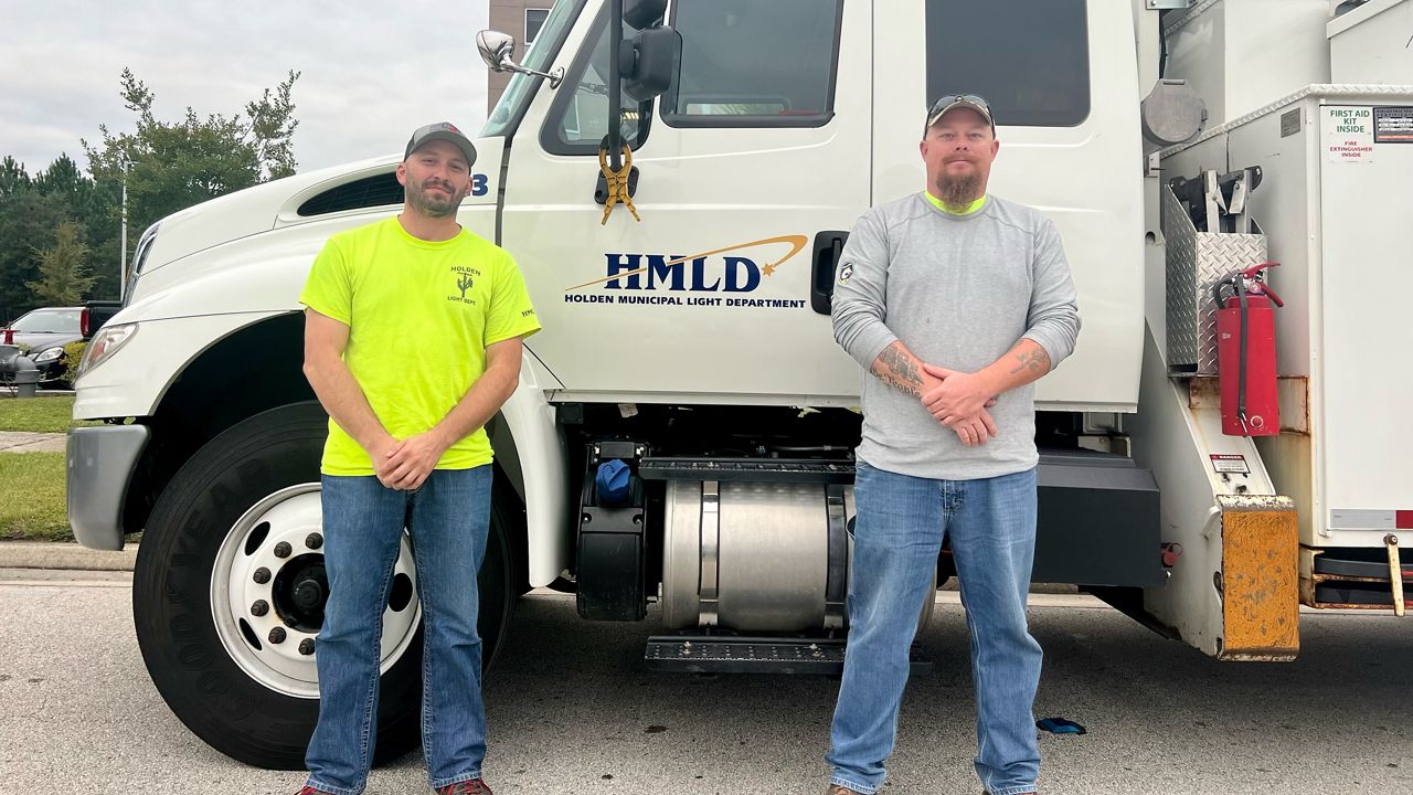 Holden crew works to restore power in Florida