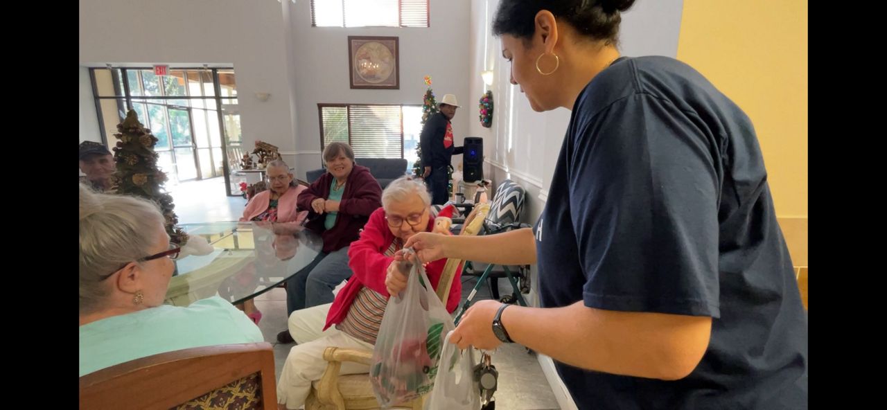 State shuts down Cottages of Bradenton