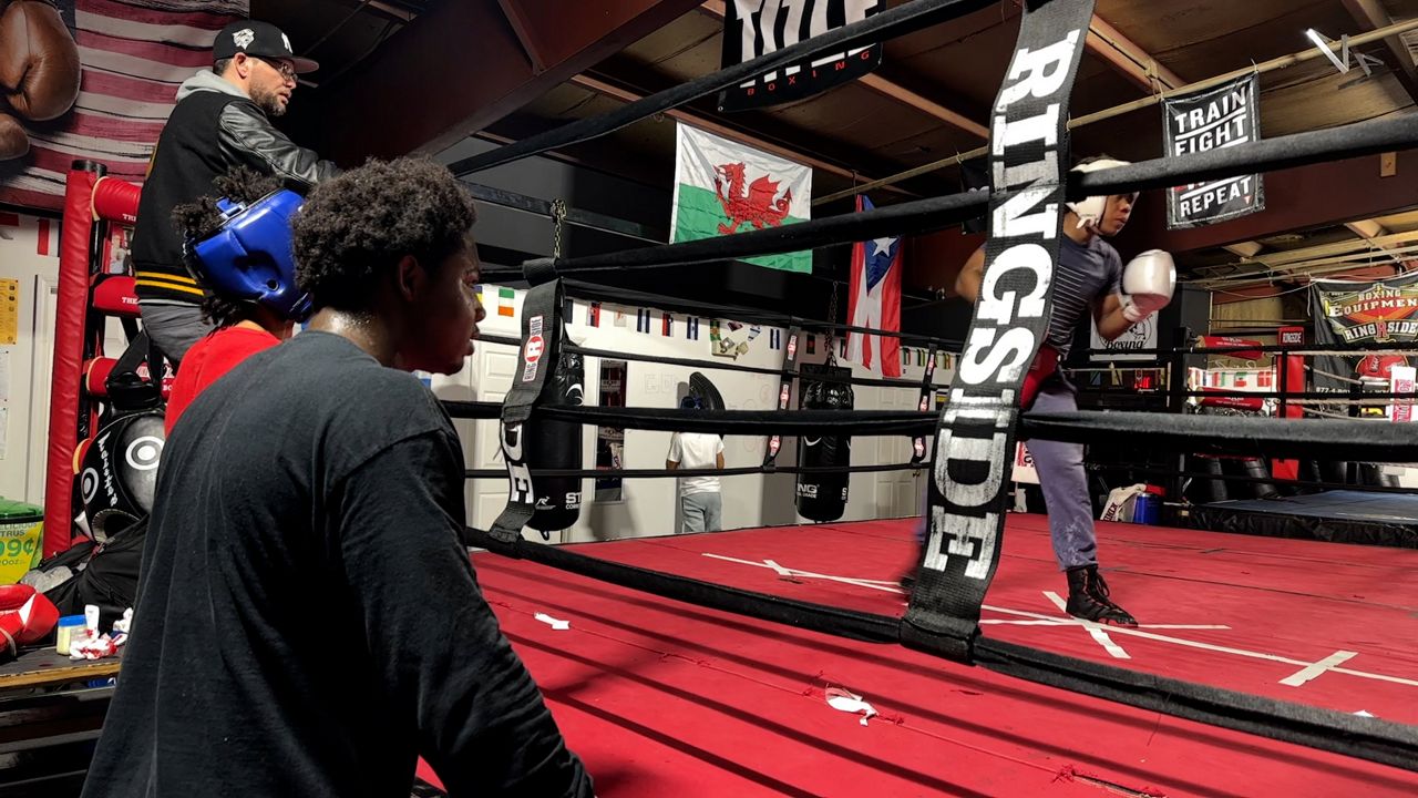 Louisville boxer mentoring future generations