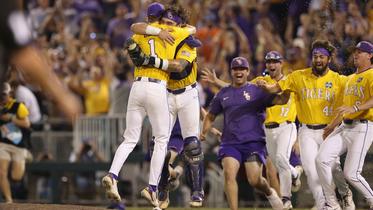 LSU wins 1st College World Series title since 2009