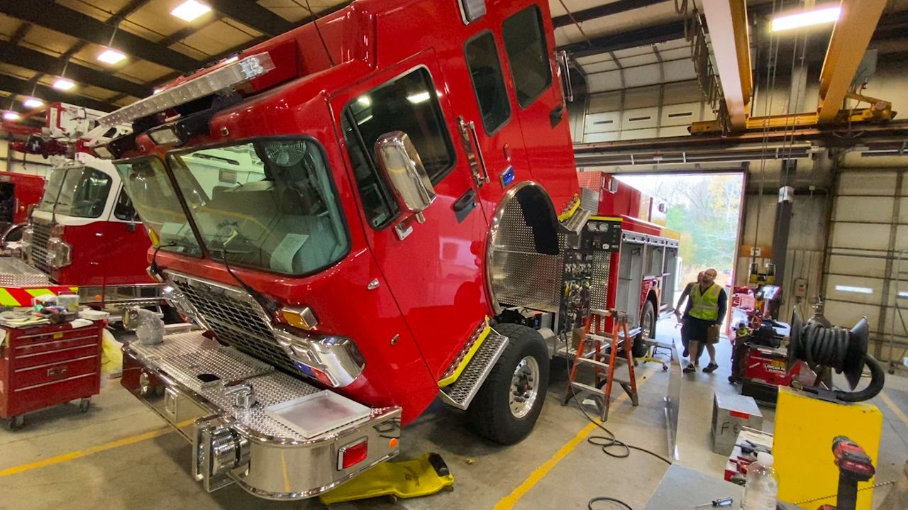 Now Hiring Marion Body Works