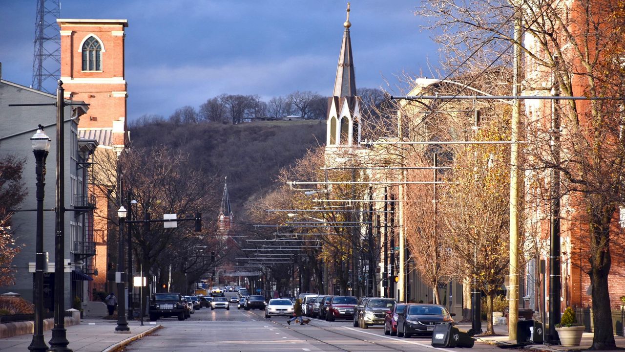 Residents ask for more youth support during OTR town hall
