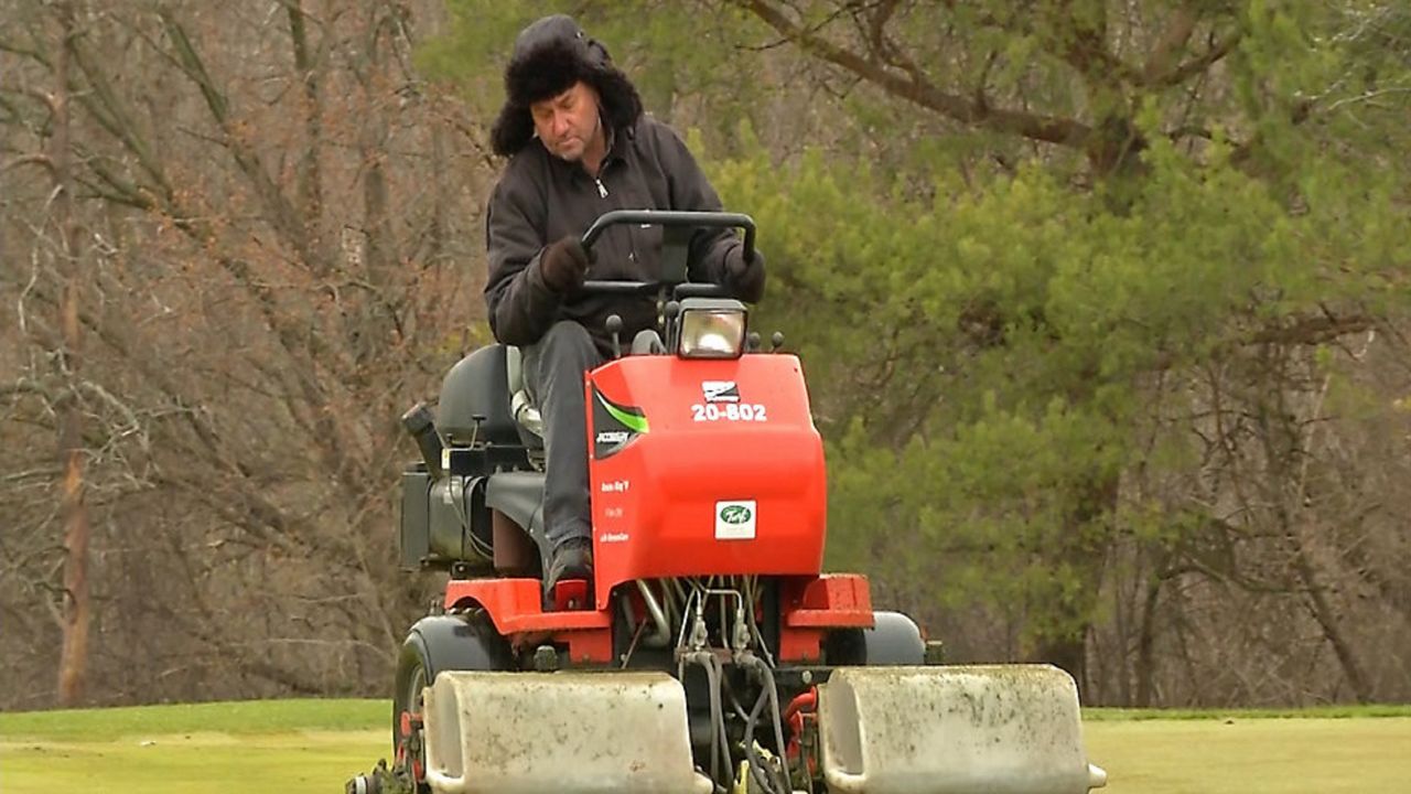 Milwaukee County Parks looks to fill seasonal positions