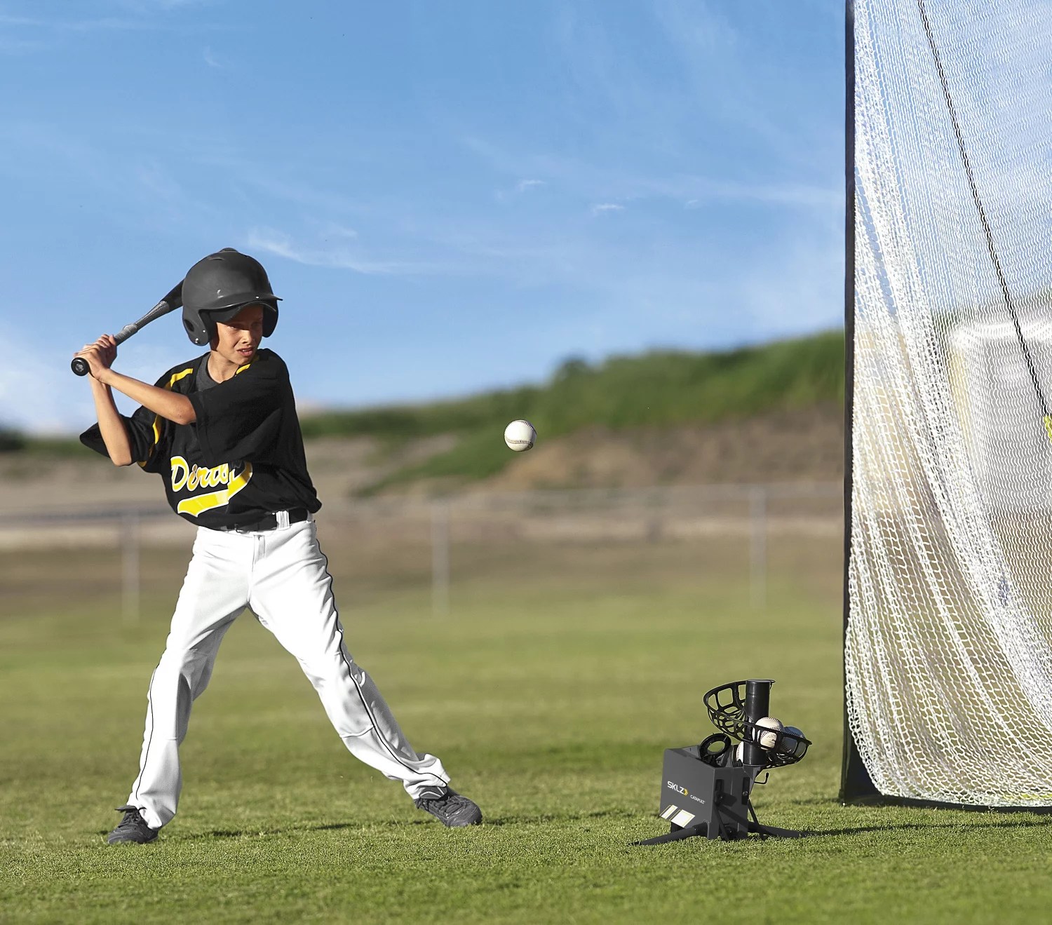 SKLZ Catapult Soft Toss Pitch Machine and Fielding Trainer | Academy