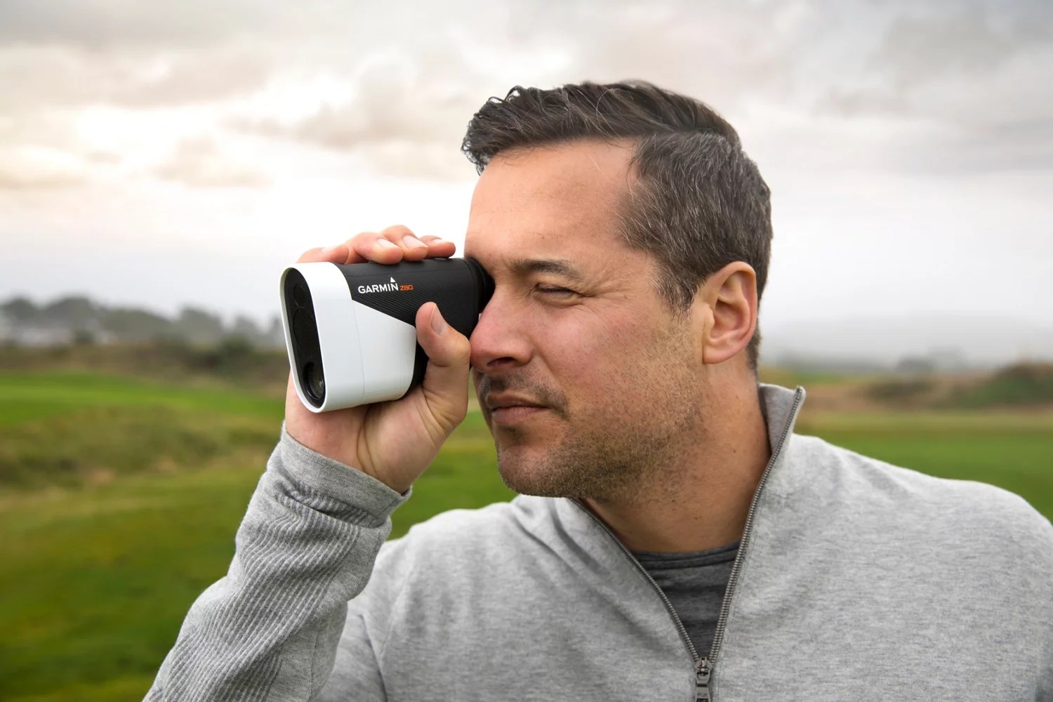 Garmin Approach Z80 Golf Laser Rangefinder with GPS Academy
