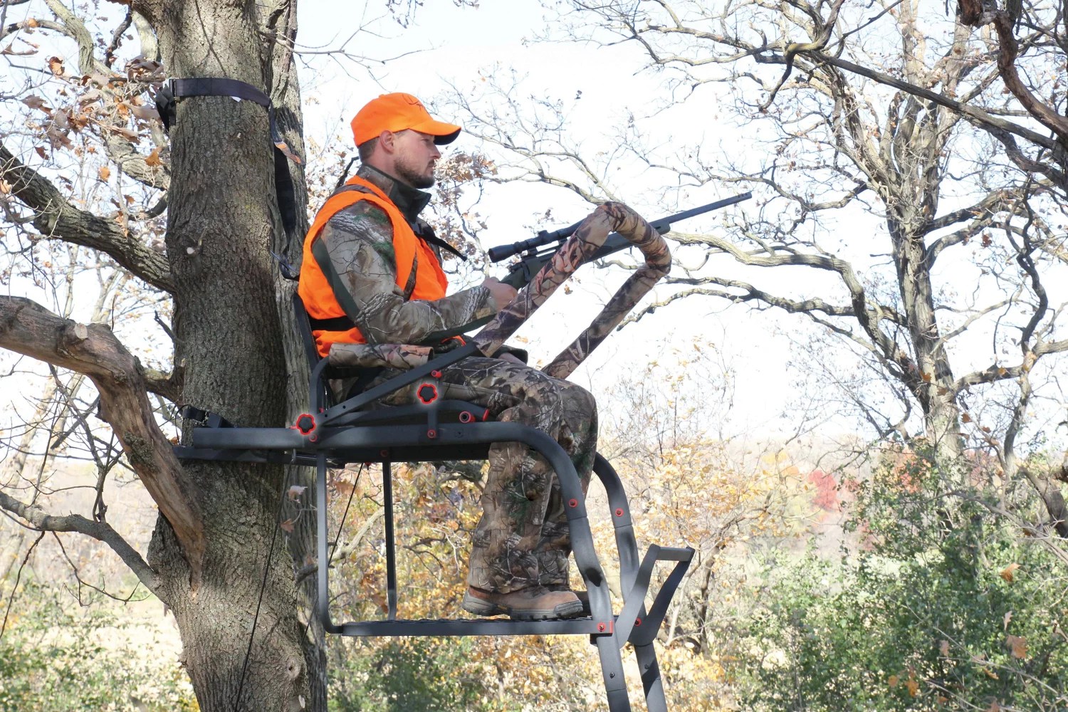 XStand Treestands The Duke 20 foot 1Person Ladder Stand Academy