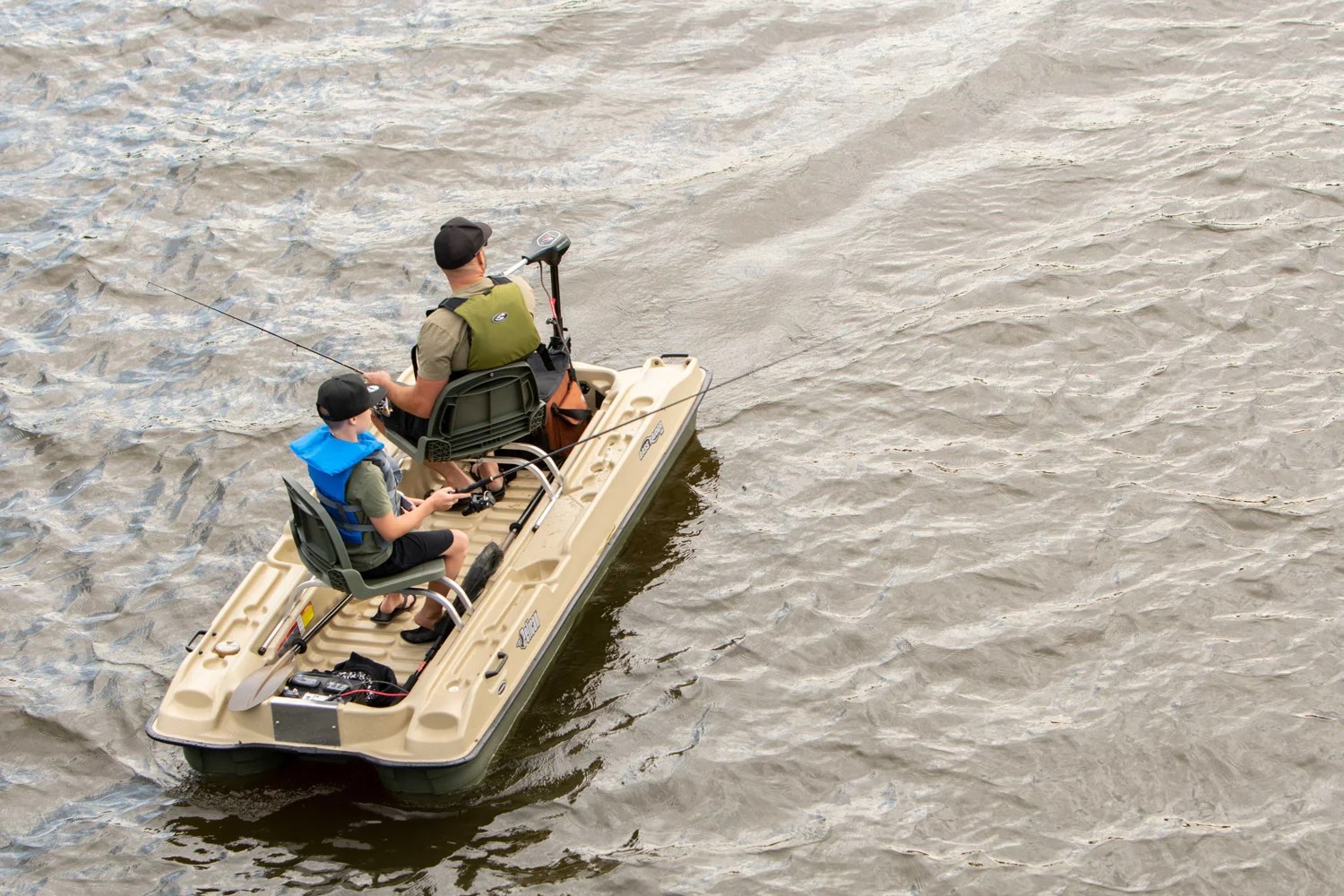 Pelican Bass Raider 10E 10'2" Pontoon Boat Academy