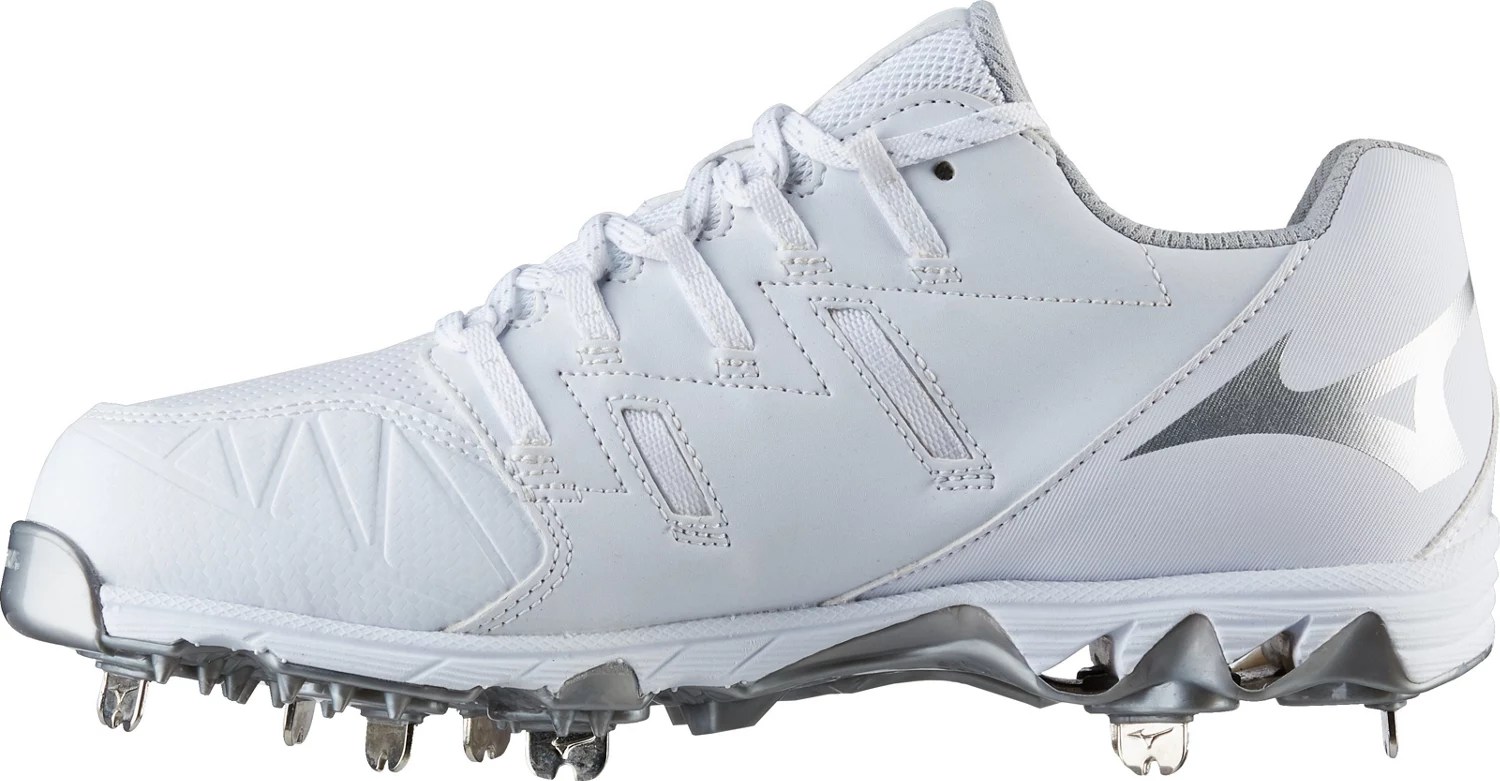 Mizuno Women's 9Spike Swift 6 Metal Softball Cleats Academy