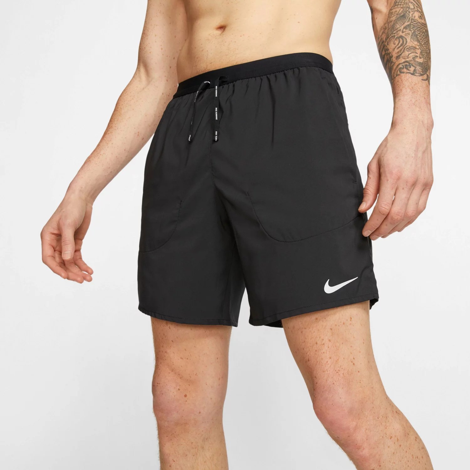 Nike Men's Flex Stride Shorts 7 in Academy