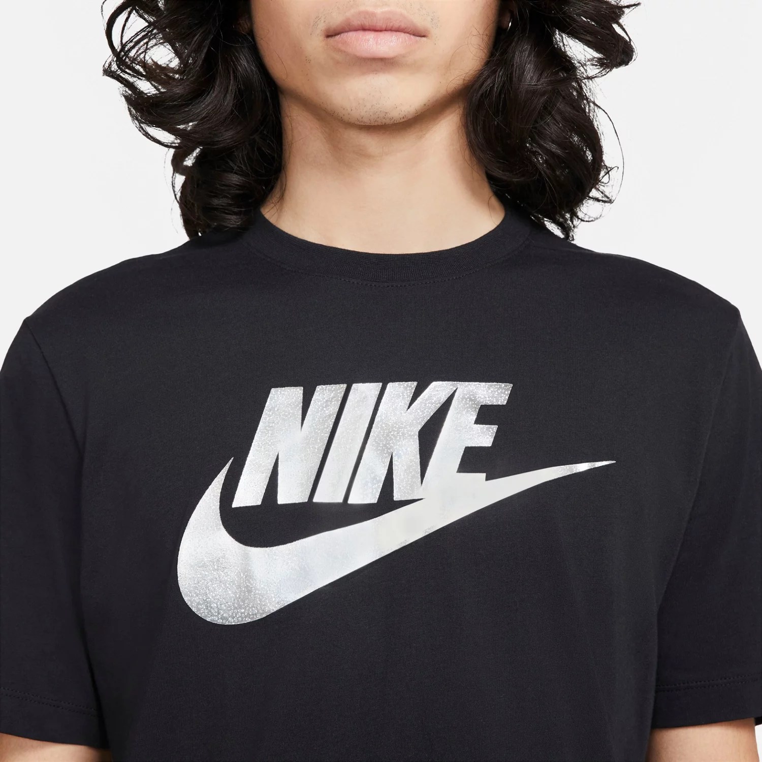 Nike Men’s Sportswear Brandmark Short Sleeve Tshirt Academy