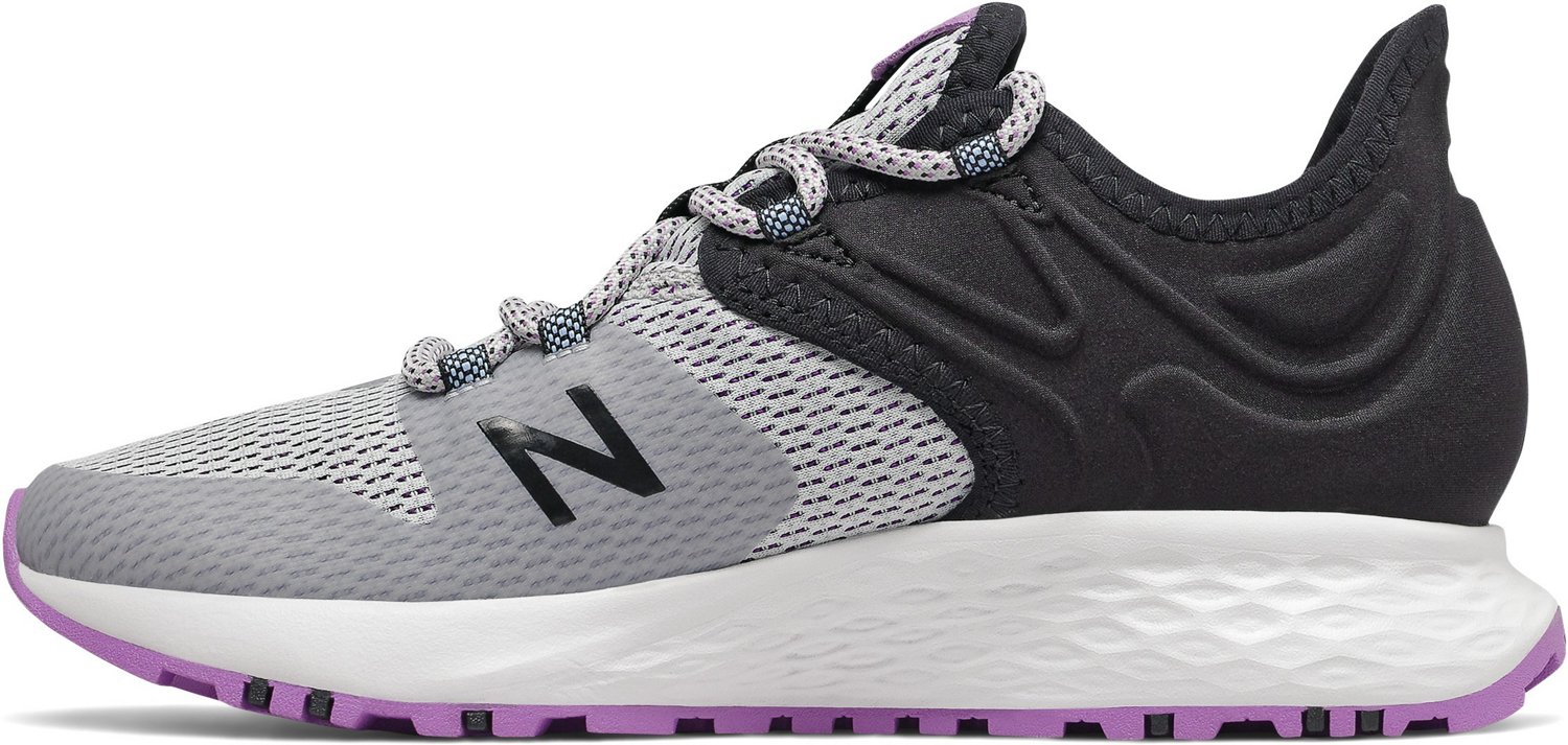 New Balance Women’s ROAV V1 Fresh Foam Trail Shoes Academy