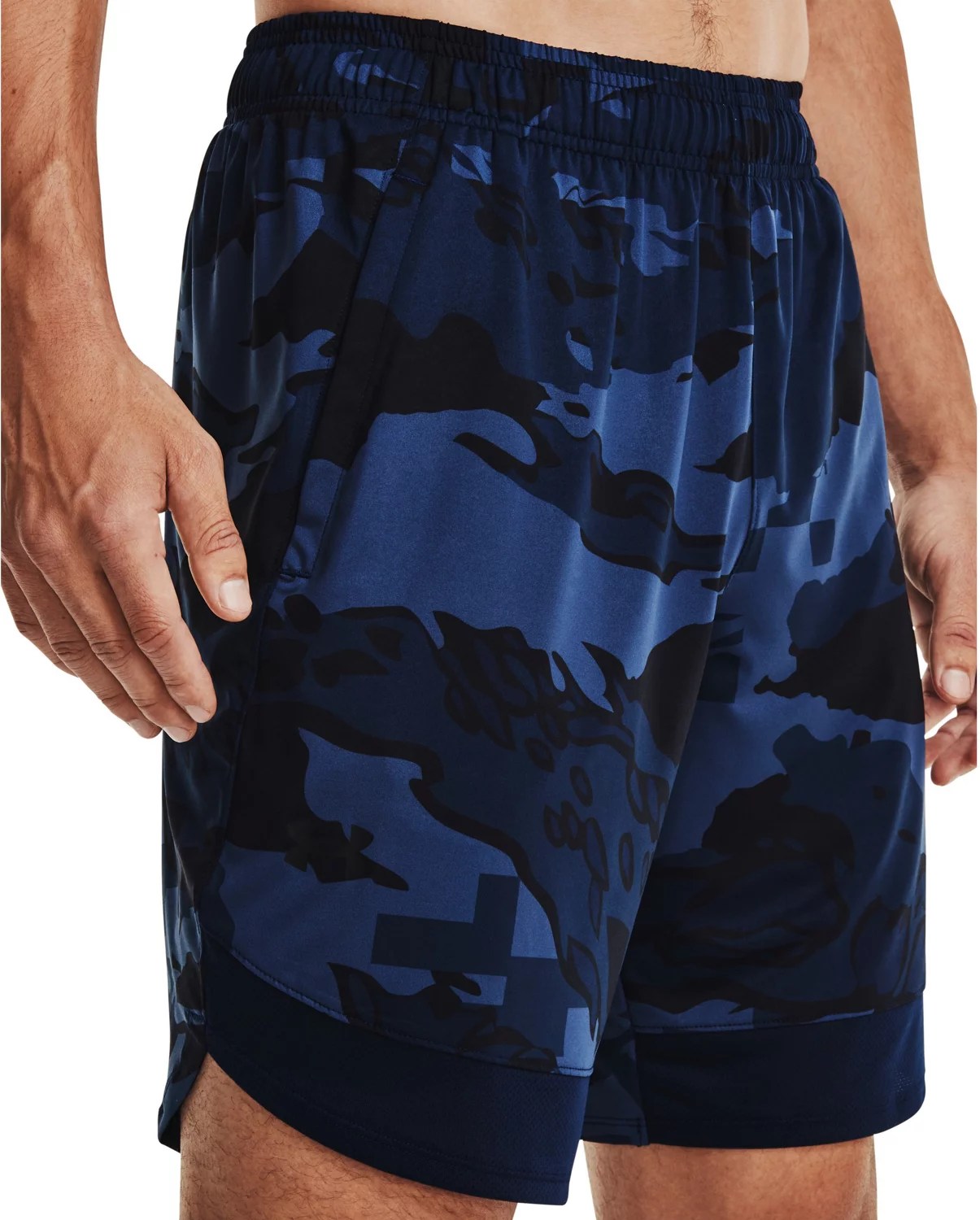 Under Armour Men's UA Train Stretch Camo Shorts 9 in Academy