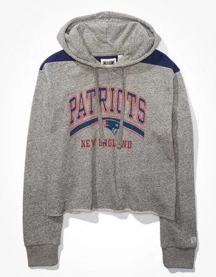 Tailgate Women's New England Patriots Cropped Hoodie