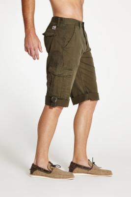 Iconic Twill ThreeQuarter Length Welt Shorts