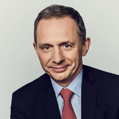 HP’s CEO Help now, plan for the future