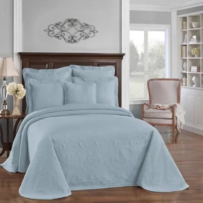 Historic Charleston Collection™ King Charles Matelassé Bedspread