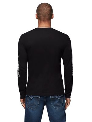 LONG SLEEVE GRAPHIC TEE