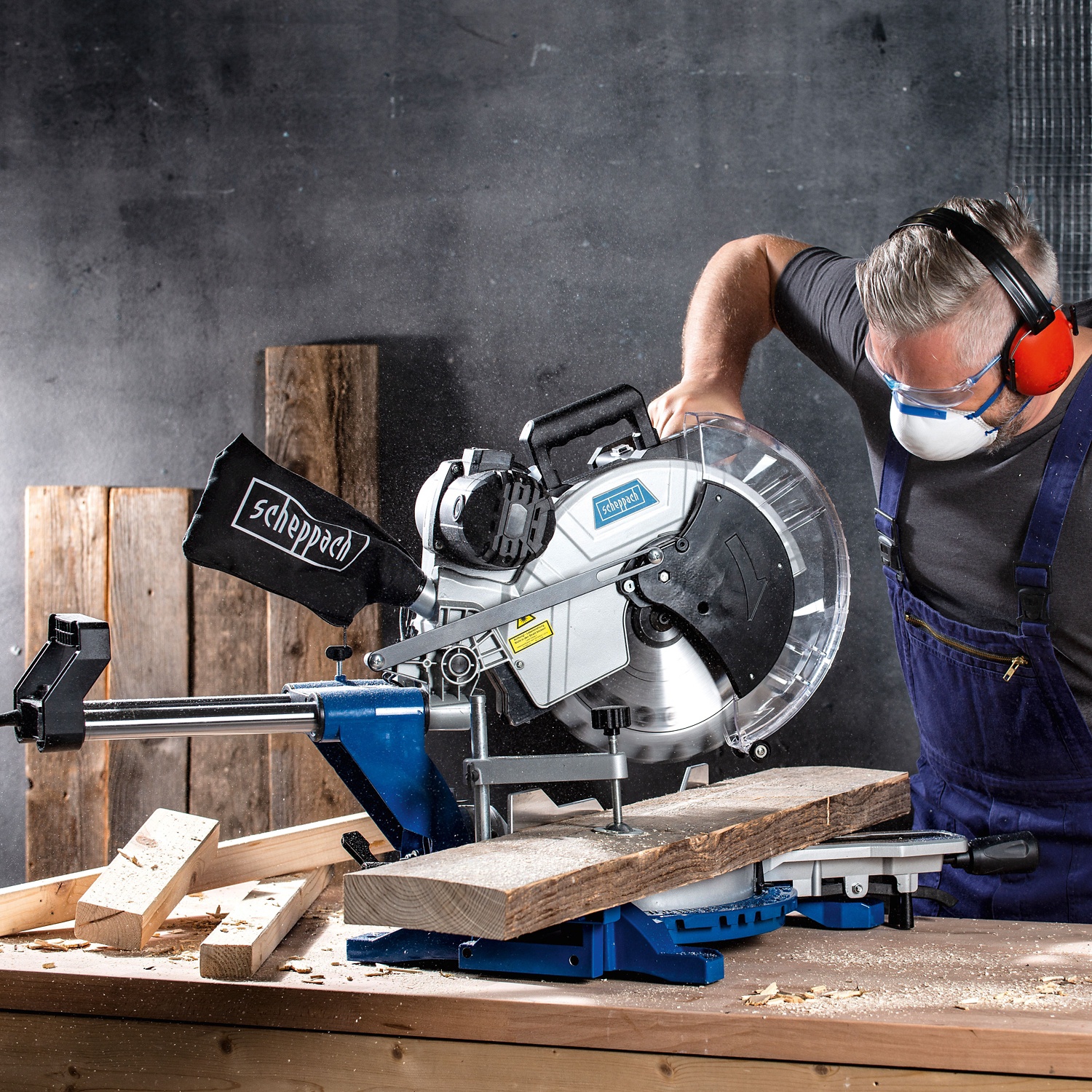 SCHEPPACH Kapp-Zugsäge HM140L | HOFER