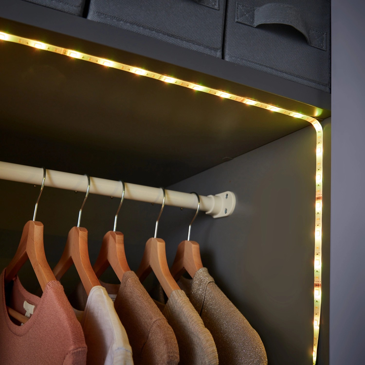 casalux LED-Streifen mit Bewegungsmelder | ALDI SÜD