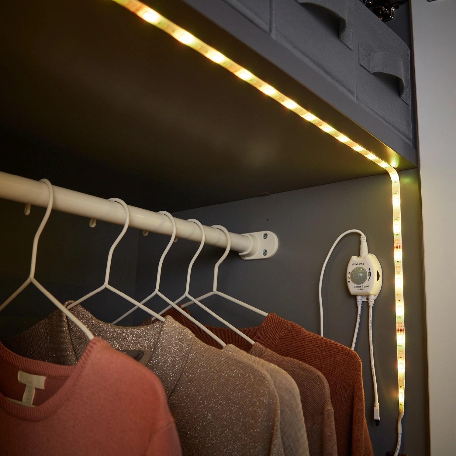 casalux LED-Streifen mit Bewegungsmelder | ALDI SÜD