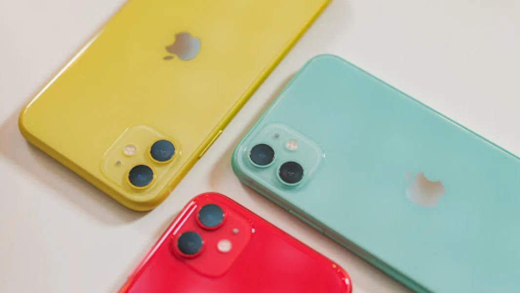 Explore the Realm of Refurbished iPhones in Saudi Arabia!