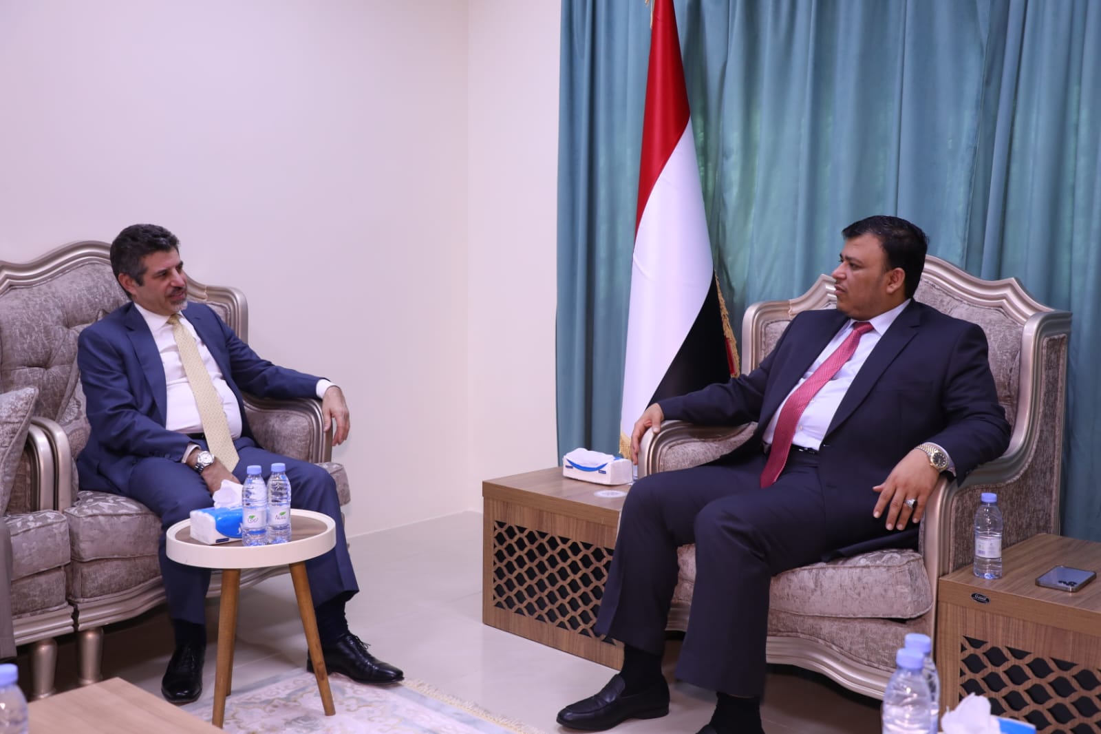Member of Presidential Council receives US ambassador to Yemen
