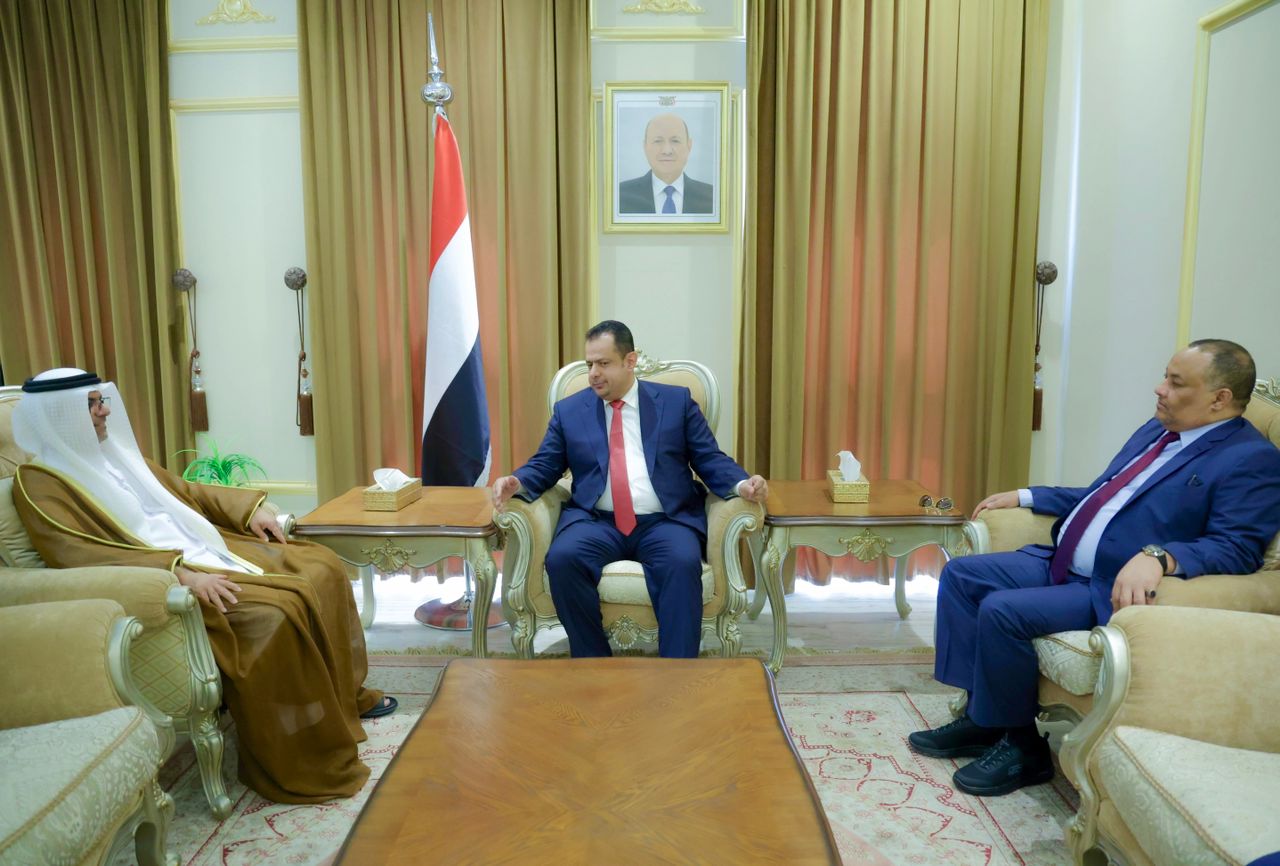 Prime Minister receives Emirati Ambassador to Yemen