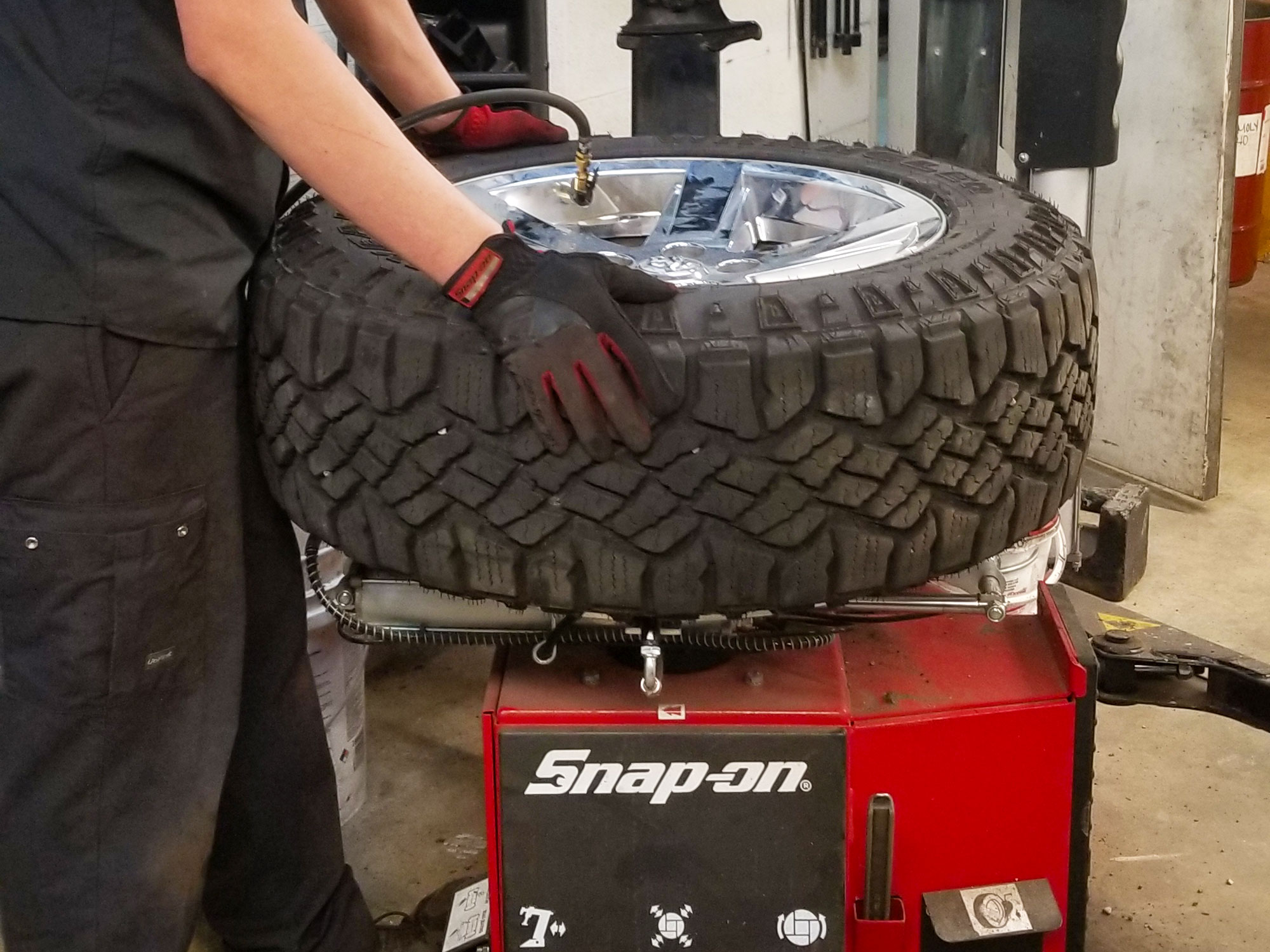 Calgary Auto Repair Services Sabre Automotive Ltd. Est. 2004