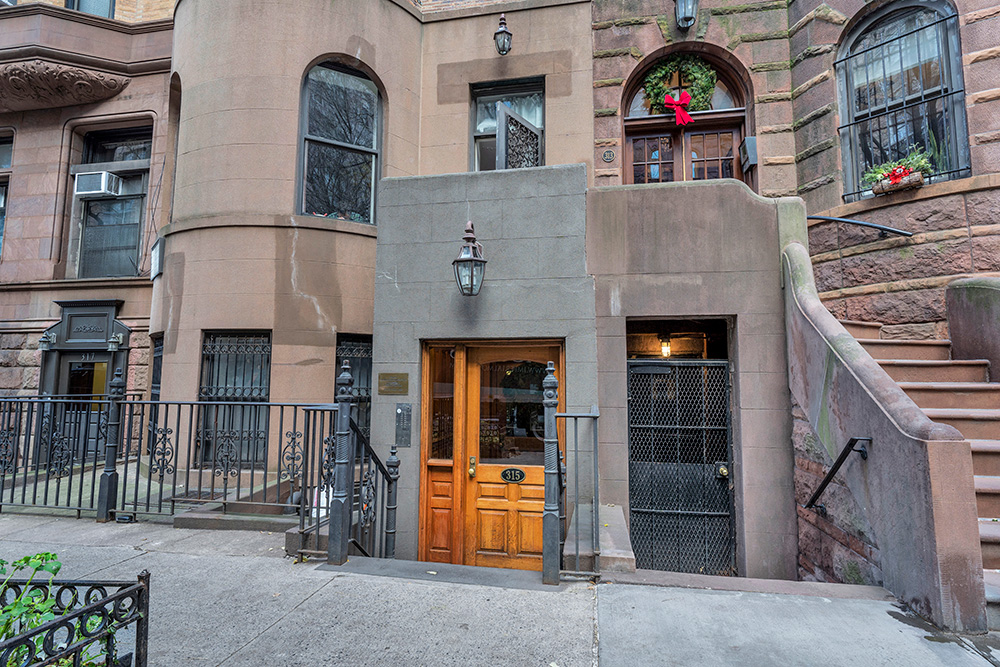 315 West 82nd Street Sackman Enterprises