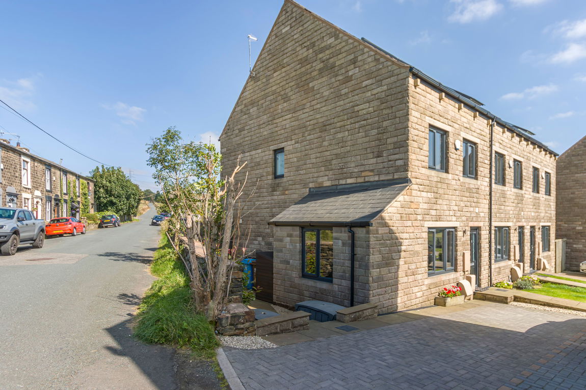 Property of the week Higher Pastures, Scouthead Saddleworth Independent