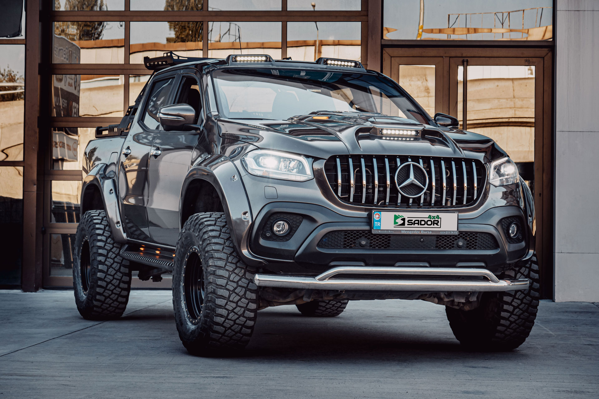 Mercedes X Class Aksesuar Montajı Ankara Sador4x4