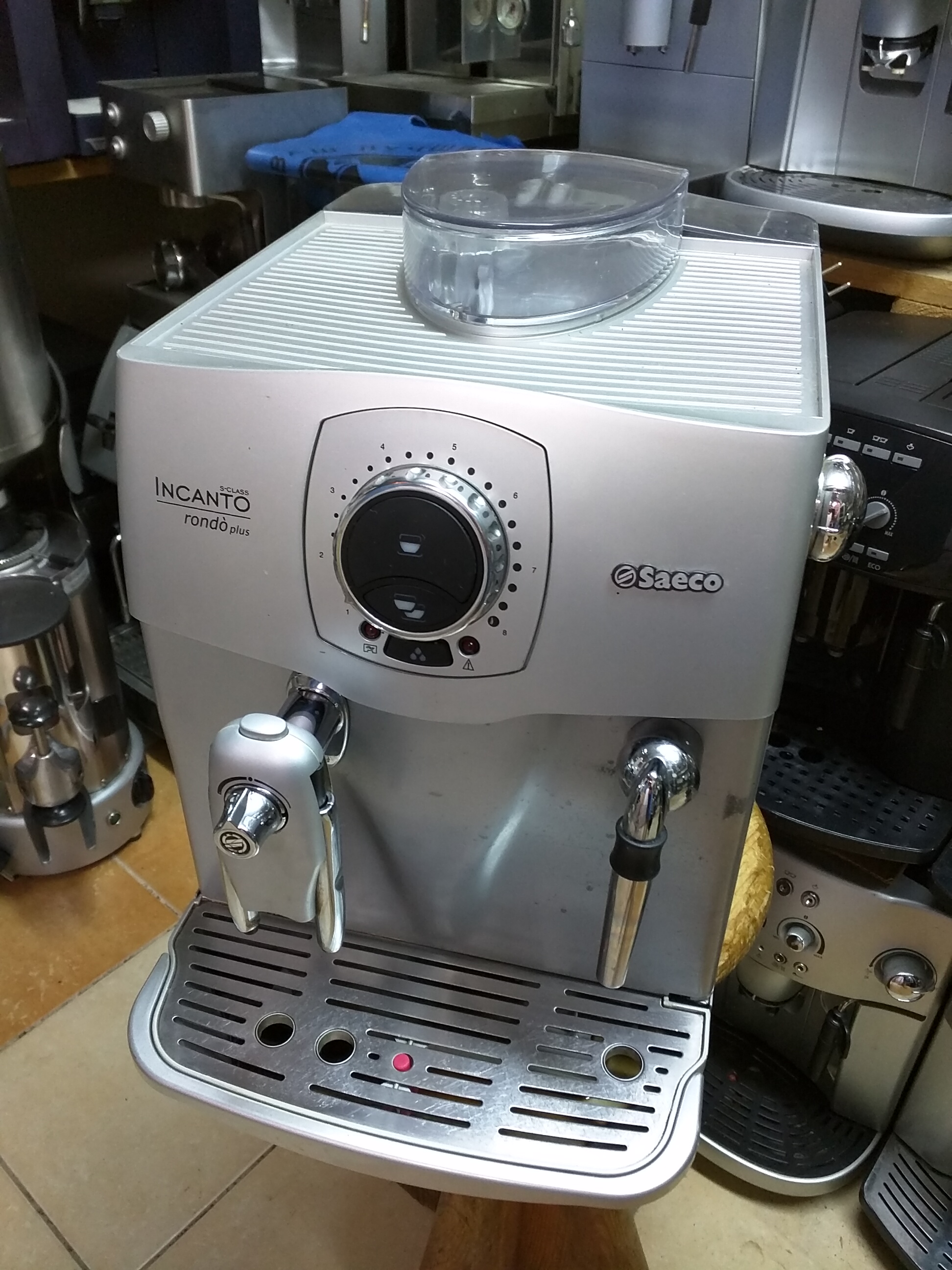Saeco Incanto Rondo plus кофемашины б/у , сервис и гарантия. Ужгород