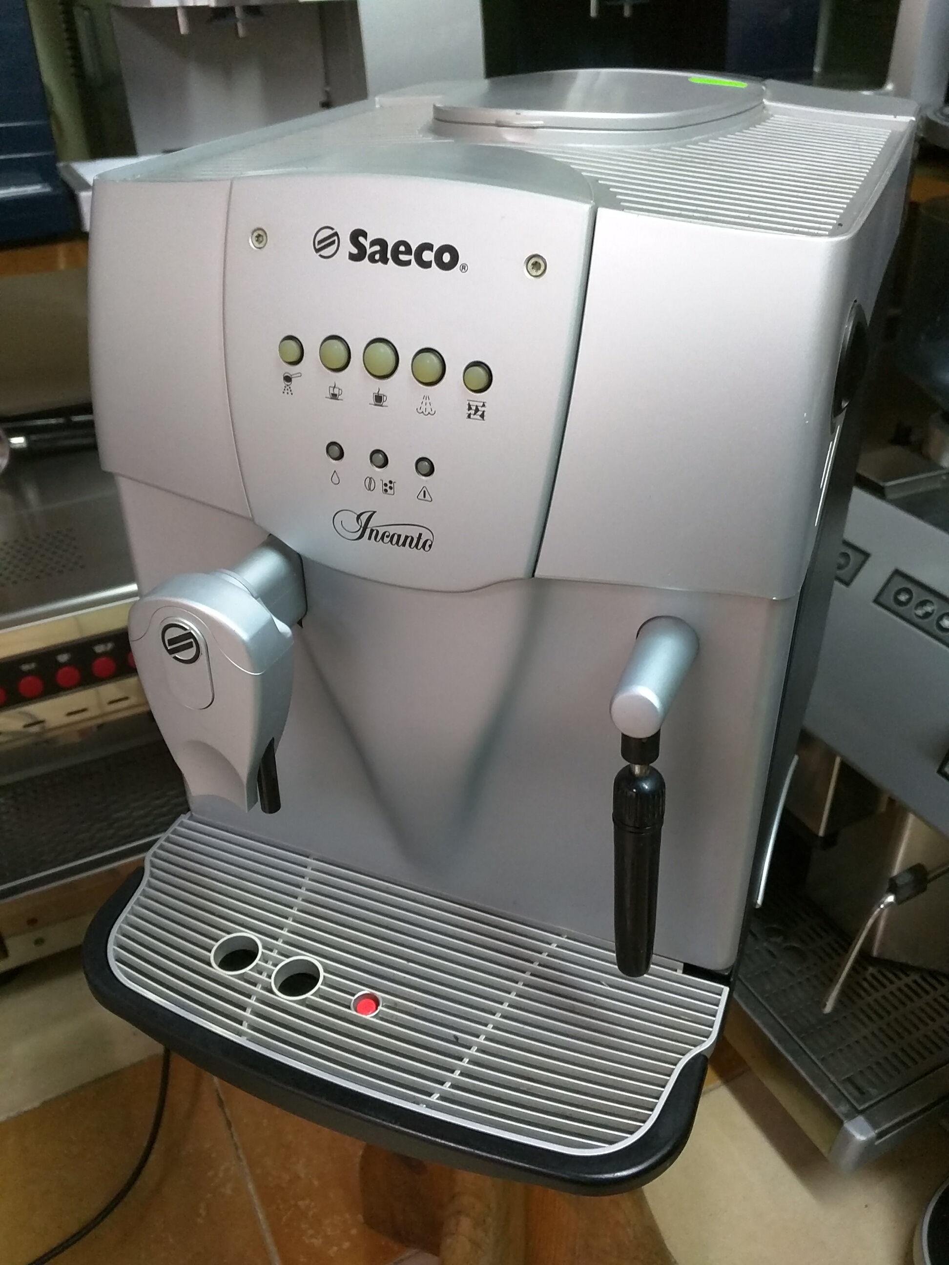 Saeco Incanto classic кофемашины б/у , сервис и гарантия. Ужгород