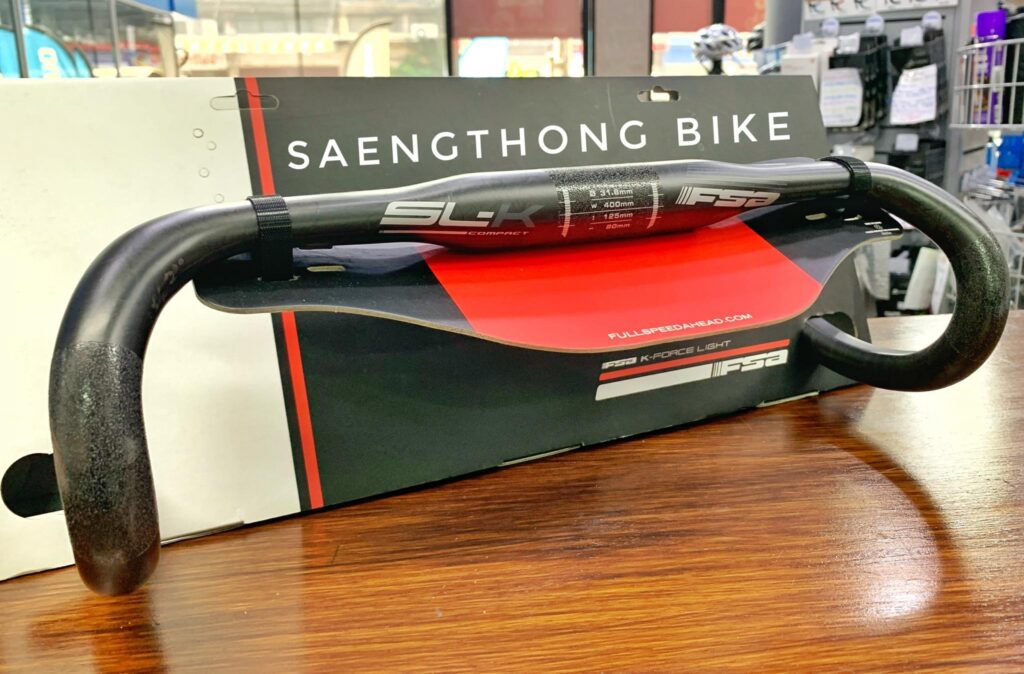 แฮนด์คาร์บอน FSA รุ่น SLK Aero Carbon Saengthong Bike