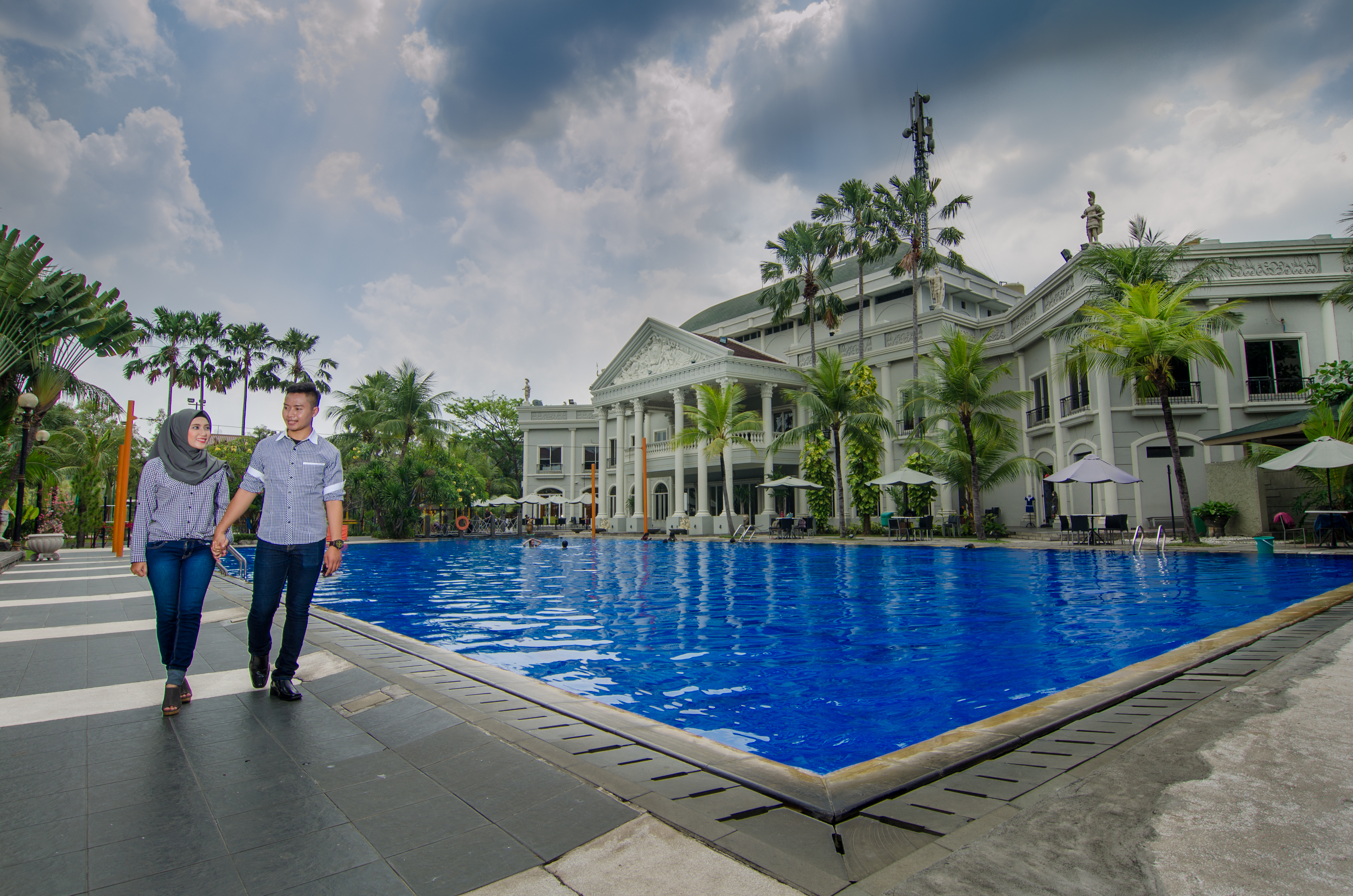 Prewedding Puput Di Wisata Bukit Mas Surabaya – Fotografer Prewedding Surabaya