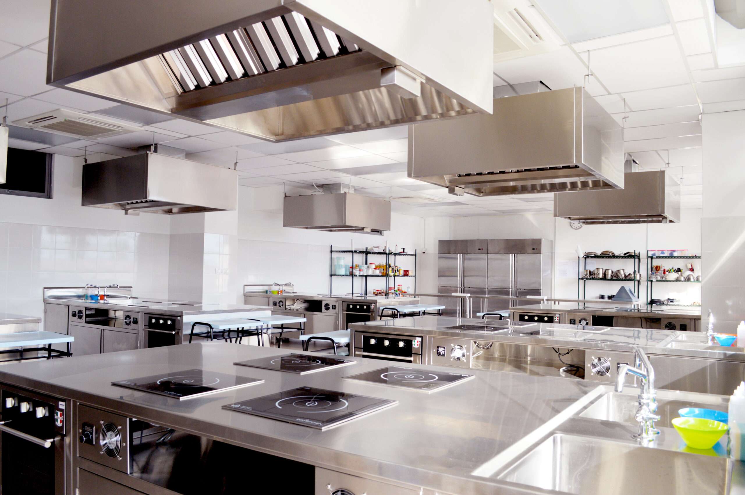 Maintaining Commercial Kitchen Cleaning Standards