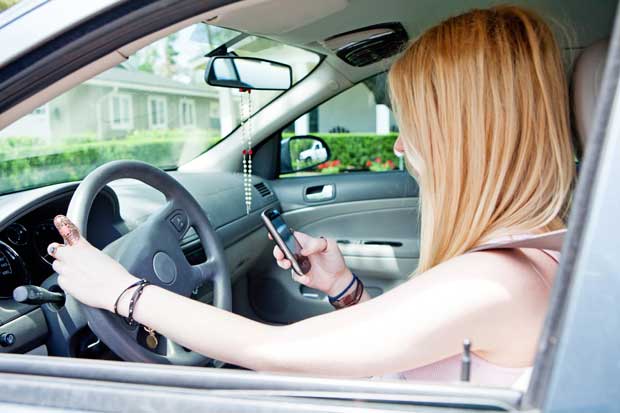Teens Driving Distracted Not Getting the Message