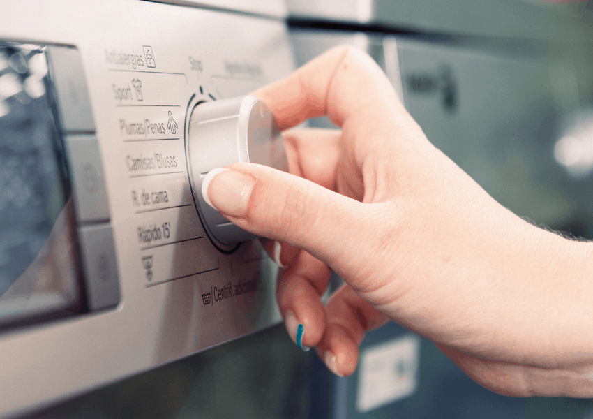 9 Best Washers and Dryers for Seniors [2023 Reviews]