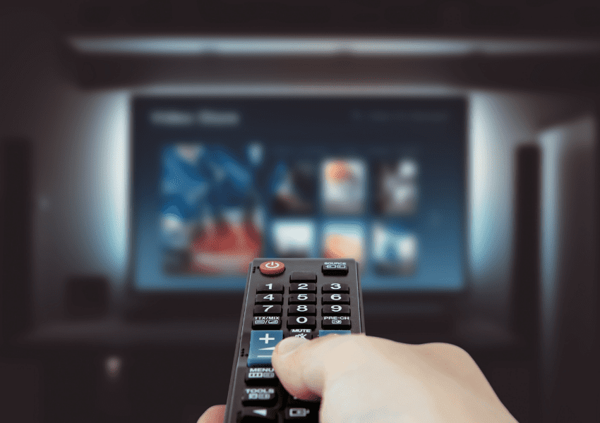7 Best Smart TVs for Elderly Seniors [2023 Review]