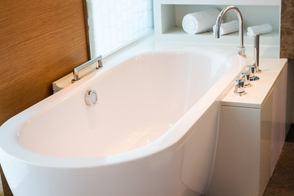 Can You Refinish Your Bathtub?