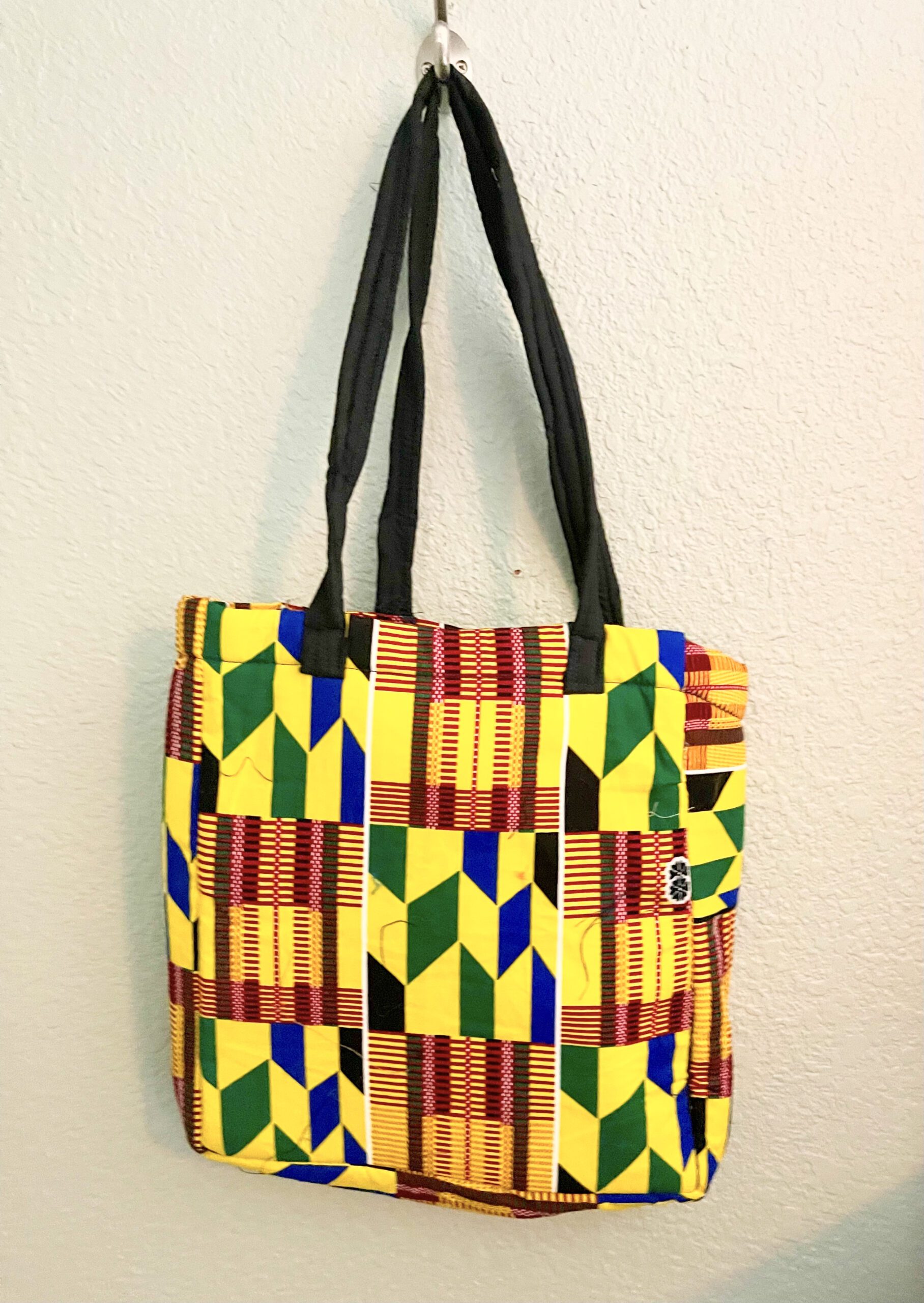 Ugandan Tote Bags benefits the conservation of Mountain gorillas