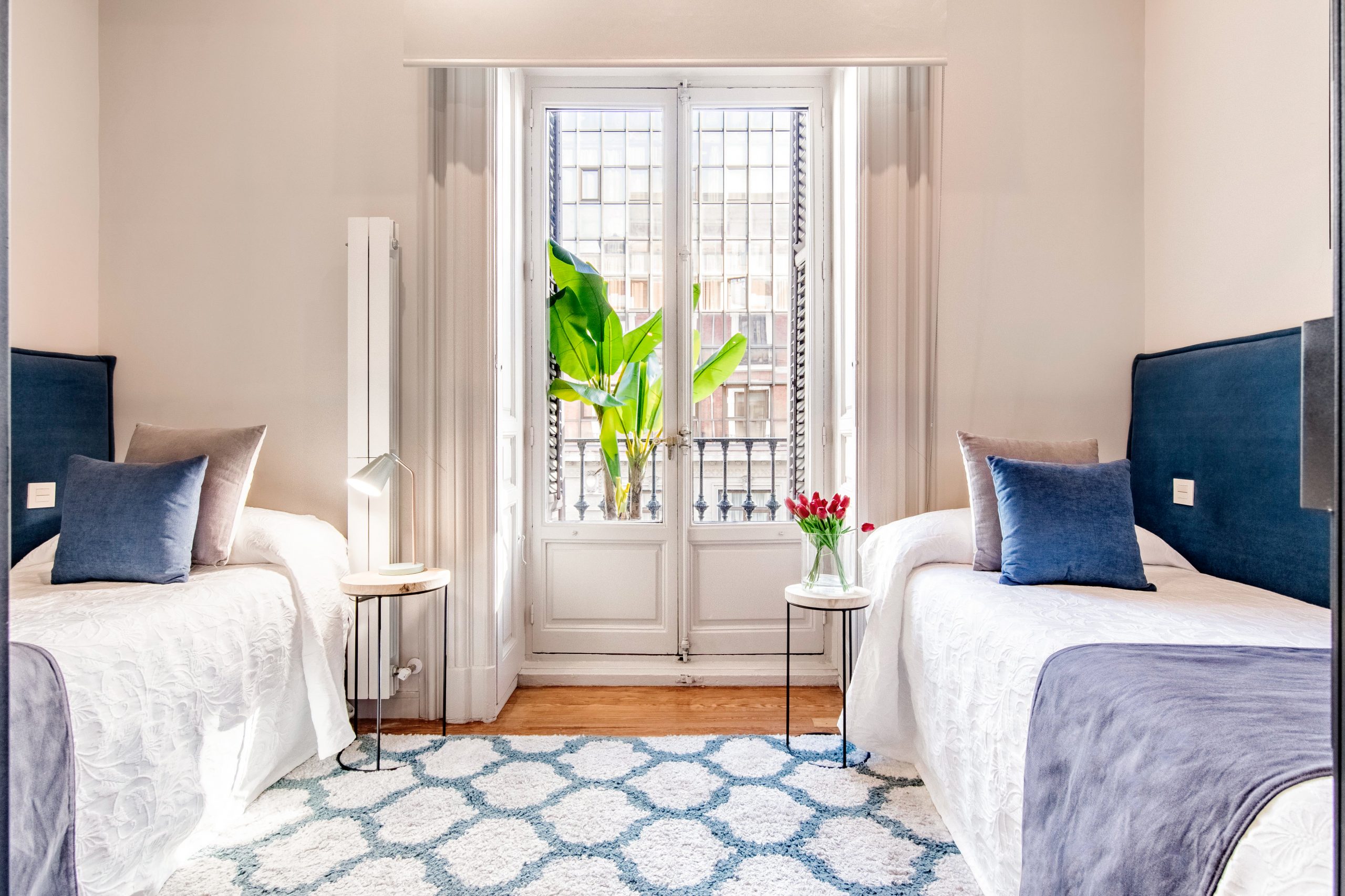 About Us SAGASTA SUITES LUXURY APARTMENTS